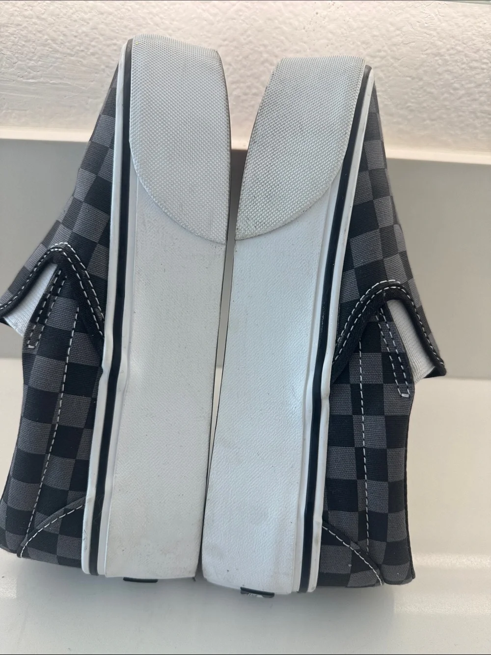 Vans Slip-On Checkerboard in Black and Gray